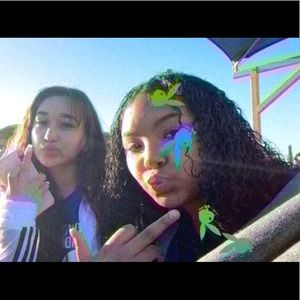 Meet your Posher, Angie